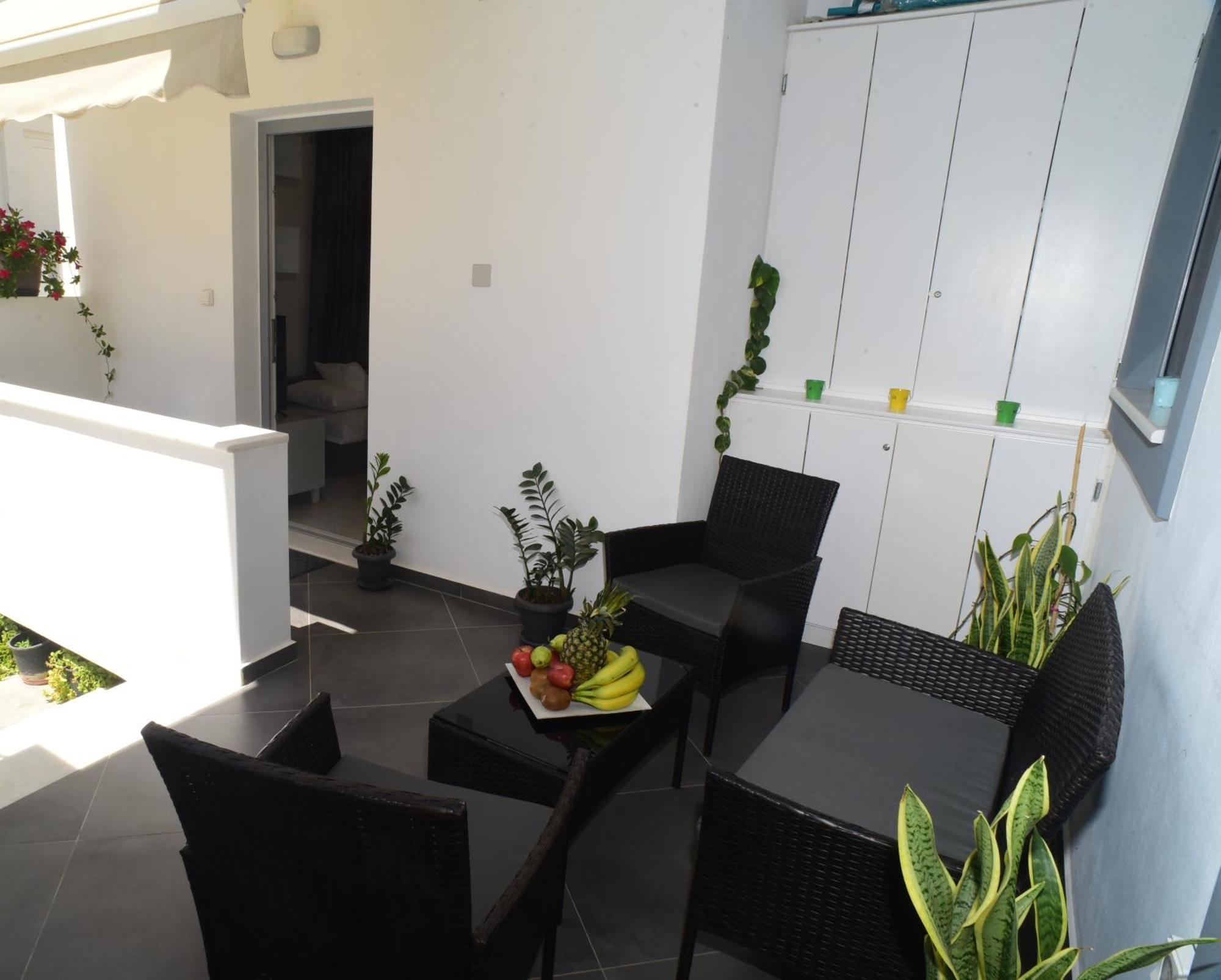 Apartment In The Centre For 4 People Naxos City ภายนอก รูปภาพ